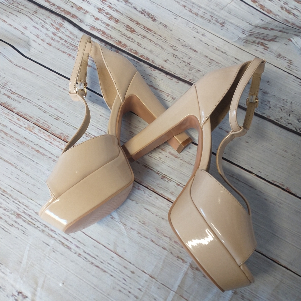 IDIFU Heels nude Size 7.5